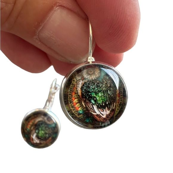 Mini Bubble Style Owl Design Drop Earrings - Picture 2 of 4